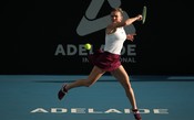 Halep e Barty vencem na primeira rodada de Adelaide