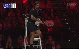 Roger Federer ataca de juiz de cadeira em "Jogo pela África" contra Stanislas Wawrinka