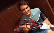 Wilson apresenta nova raquete de Roger Federer