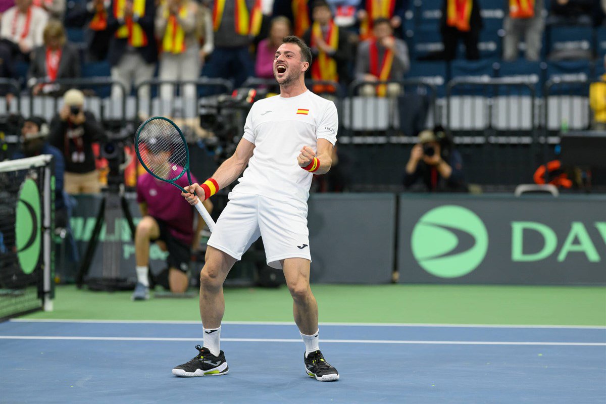 Pedro Martinez busca avanço contra conterrâneo Alcaraz | Foto: Getty Images for ITF