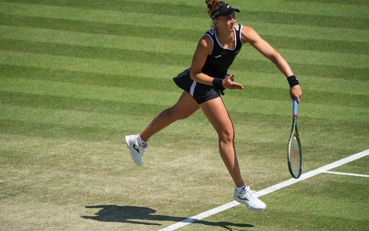 Bia Haddad vence na estreia e vai às oitavas de WTA 500 na Inglaterra