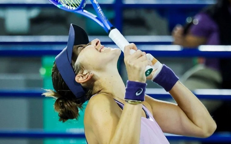 WTA 500 Abu Dhabi: final tem suíca Bencic contra Krueger, dos EUA; veja onde assistir