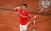 Djokovic joga demais, bate Nadal em Roland Garros e vai à decisão