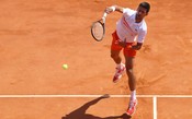 Djokovic domina norte-americano e começa com vitória tranquila em Madri