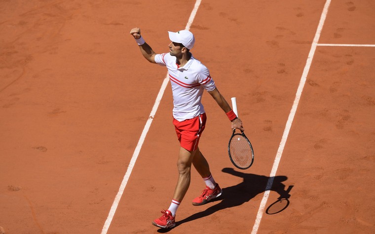 Djokovic bate Tsitsipas de virada e conquista o ...