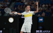 Vídeo: Medvedev protagoniza o ponto do dia no Australian Open