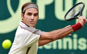 Federer domina Herbert e passa com tranquilidade para a final em Halle