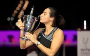 Vídeo: Melhores momentos do triunfo de Caroline Garcia no WTA Finals