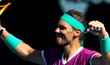 Vídeo: Nadal bate Shapovalov vai à semi do Australian Open