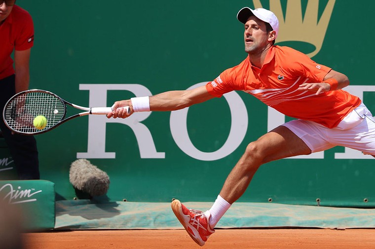 Novak Djokovic vence Daniil Medvedev em um JOGAÇO de tênis 