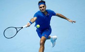 Federer erra pouco, vence Thiem e anota 1ª vitória no ATP Finals