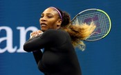 Serena passa por cima de chinesa e chega a 100 vitórias no US Open