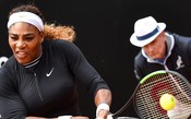 Serena Williams retorna às quadras com vitória tranquila e marca encontro com a irmã Venus