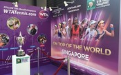 Bouchard é varrida por Serena do WTA Finals e sete tenistas continuam vivas em Singapura