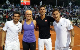 Totti se junta a Djokovic e Wozniacki para exibição em Roma
