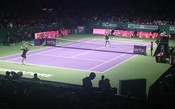 Com direito a pneu, Simona Halep atropela Serena em "melhor vitória de sua carreira"