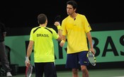 Melo e Soares dão aula de tênis e garantem sobrevida brasileira na Copa Davis